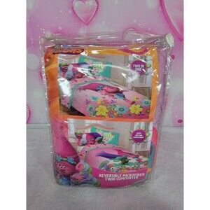 Franco Manufacturing Co DreamWorks Trolls Reversible Microfiber Twin Comforter